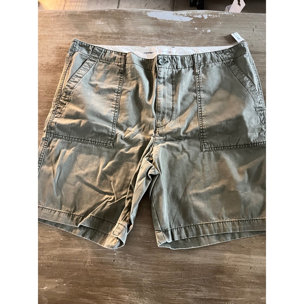 NEW Old Navy Mens 42 Lived-In Straight Chino Shorts Olive Green Cotton 8" Inseam